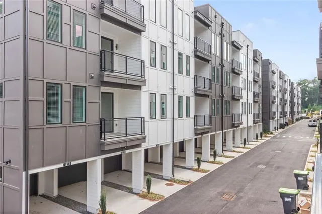 $2,700 | 383 Grant Circle Southeast, Unit 1612, Atlanta, GA 30315