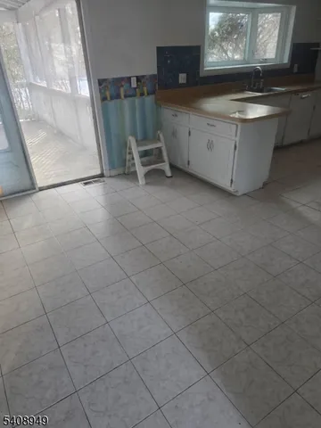 $600,000 | 4 Carriage Way, Hillsborough, NJ 08844