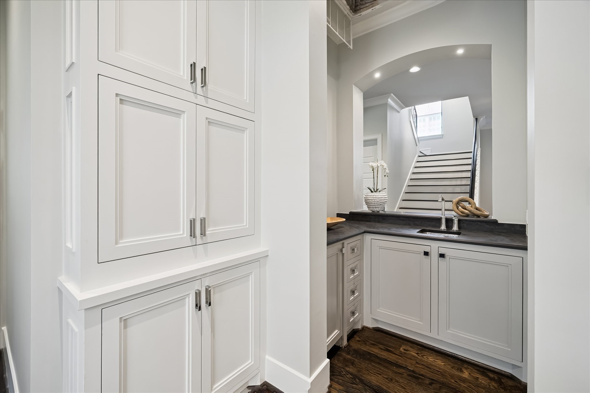 2117 Dickey Place Houston, TX 77019 - Photo 21 of 50