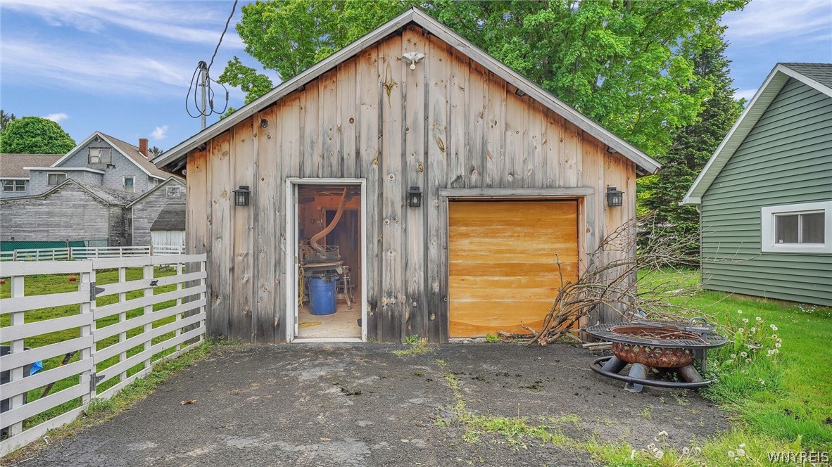 44 Maple Street Arcade, NY 14009 - Photo 25 of 40