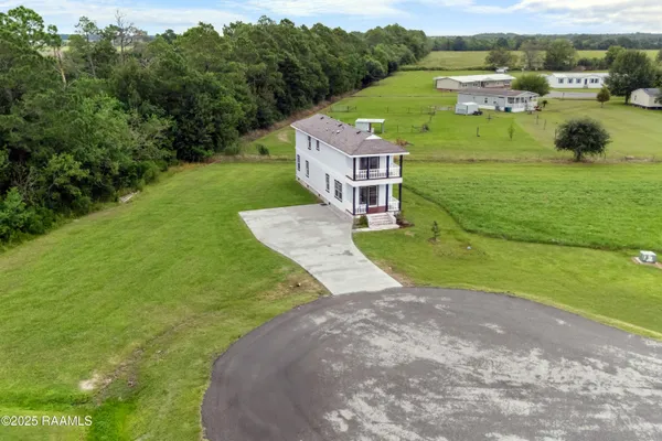 $259,900 | 264 Oak Mnr Road, Rayne, LA 70578