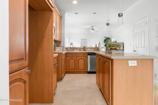 $264,000 | 264 Oak Mnr Road, Rayne, LA 70578