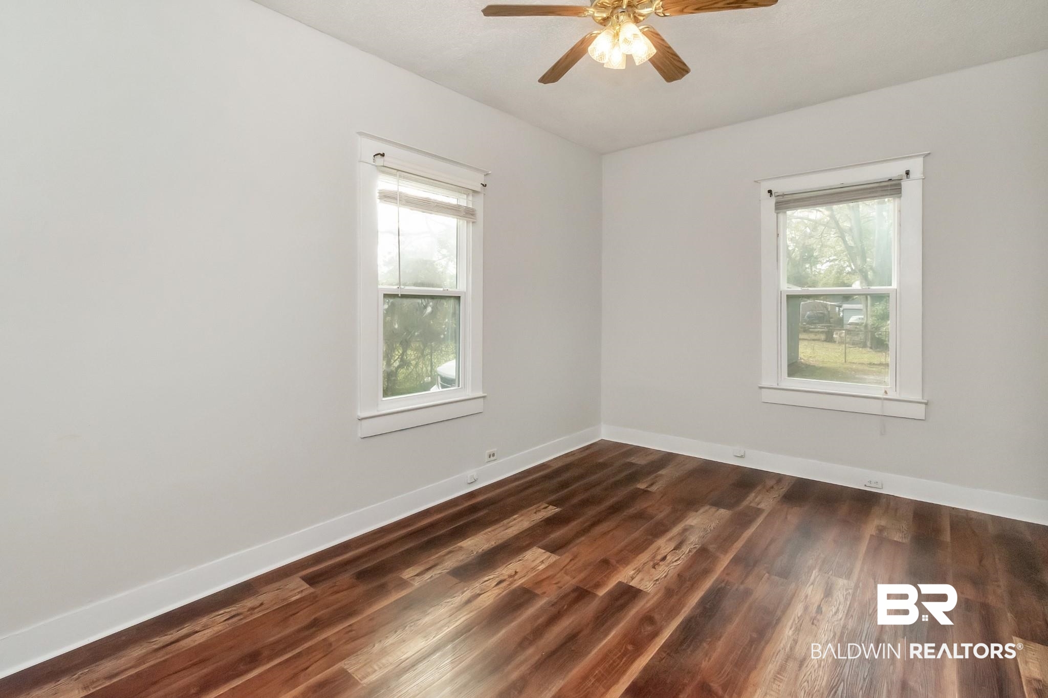 655 Augusta Street Mobile, AL 36603 - Photo 16 of 33