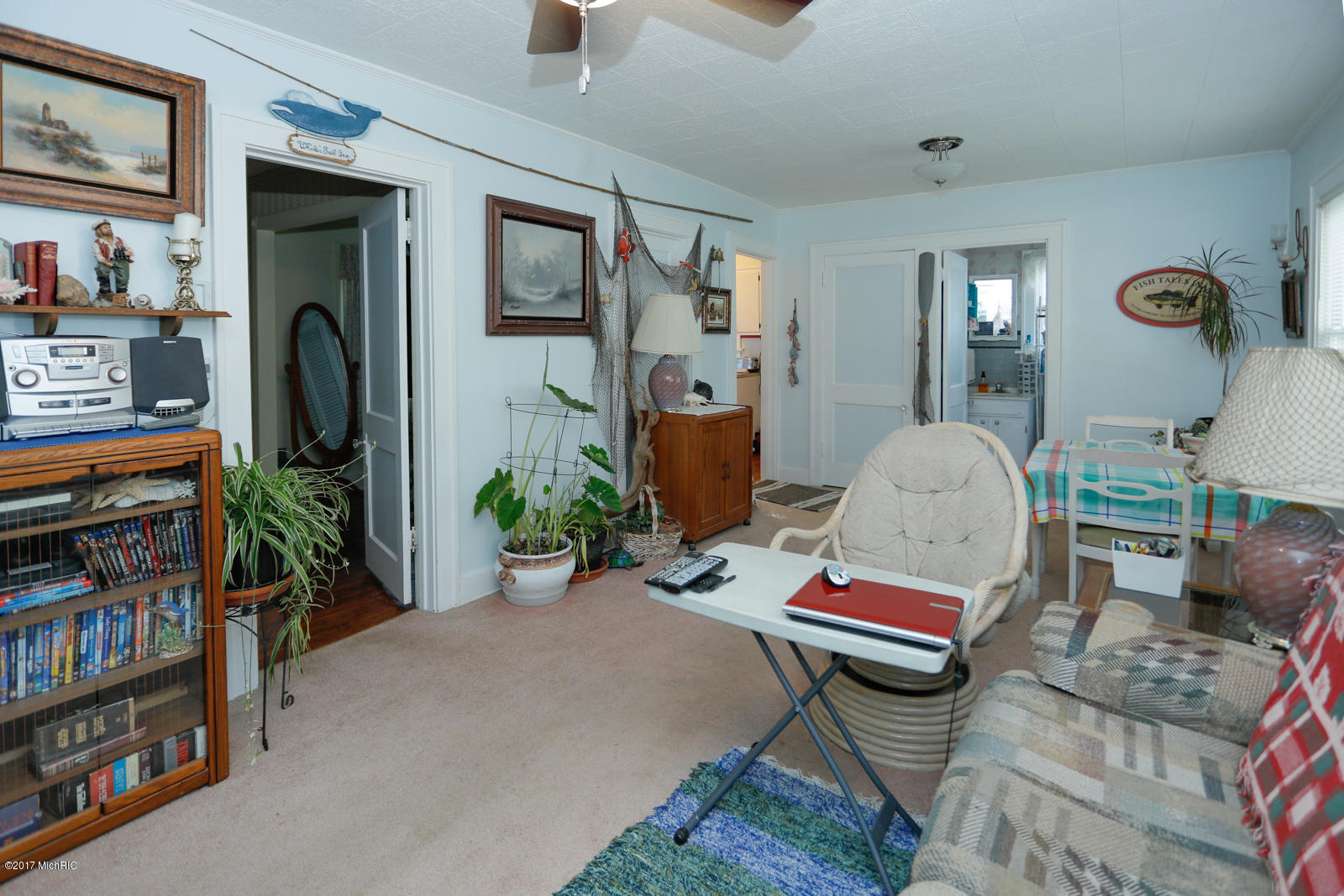 310 Lafayette Street Three Rivers, MI 49093 - Photo 5 of 23 310 Lafayette-105