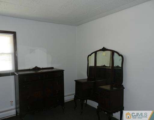 17 Ashley Road Edison, NJ 08817 - Photo 16 of 20