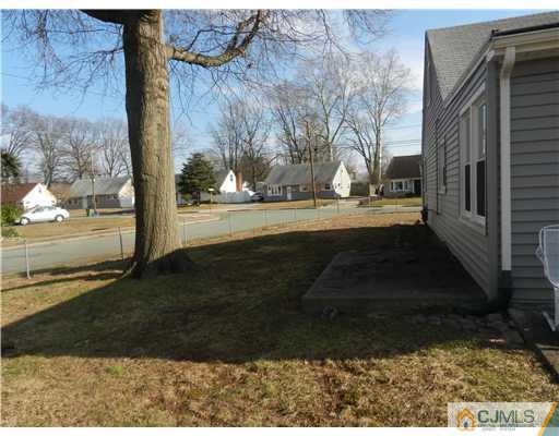 17 Ashley Road Edison, NJ 08817 - Photo 5 of 20 a view of a backyard of the house