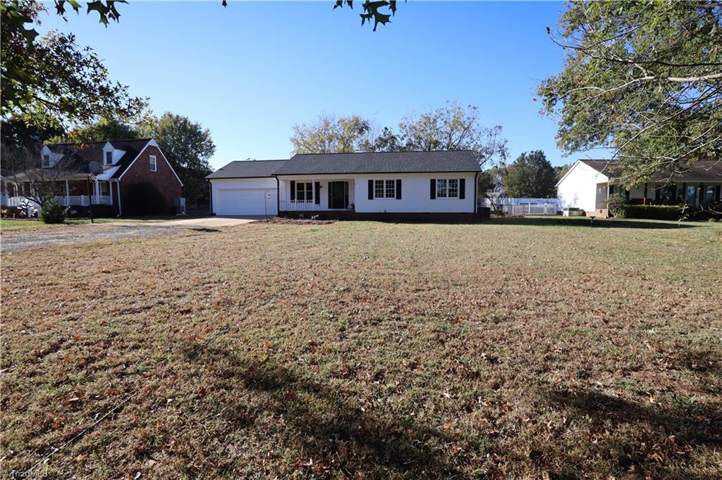 3472 Mine Creek Road Burlington, NC 27217 - Photo 2 of 32