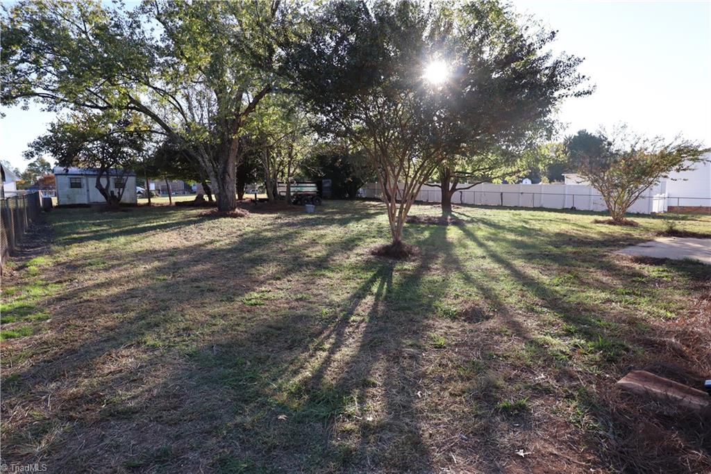 3472 Mine Creek Road Burlington, NC 27217 - Photo 5 of 32