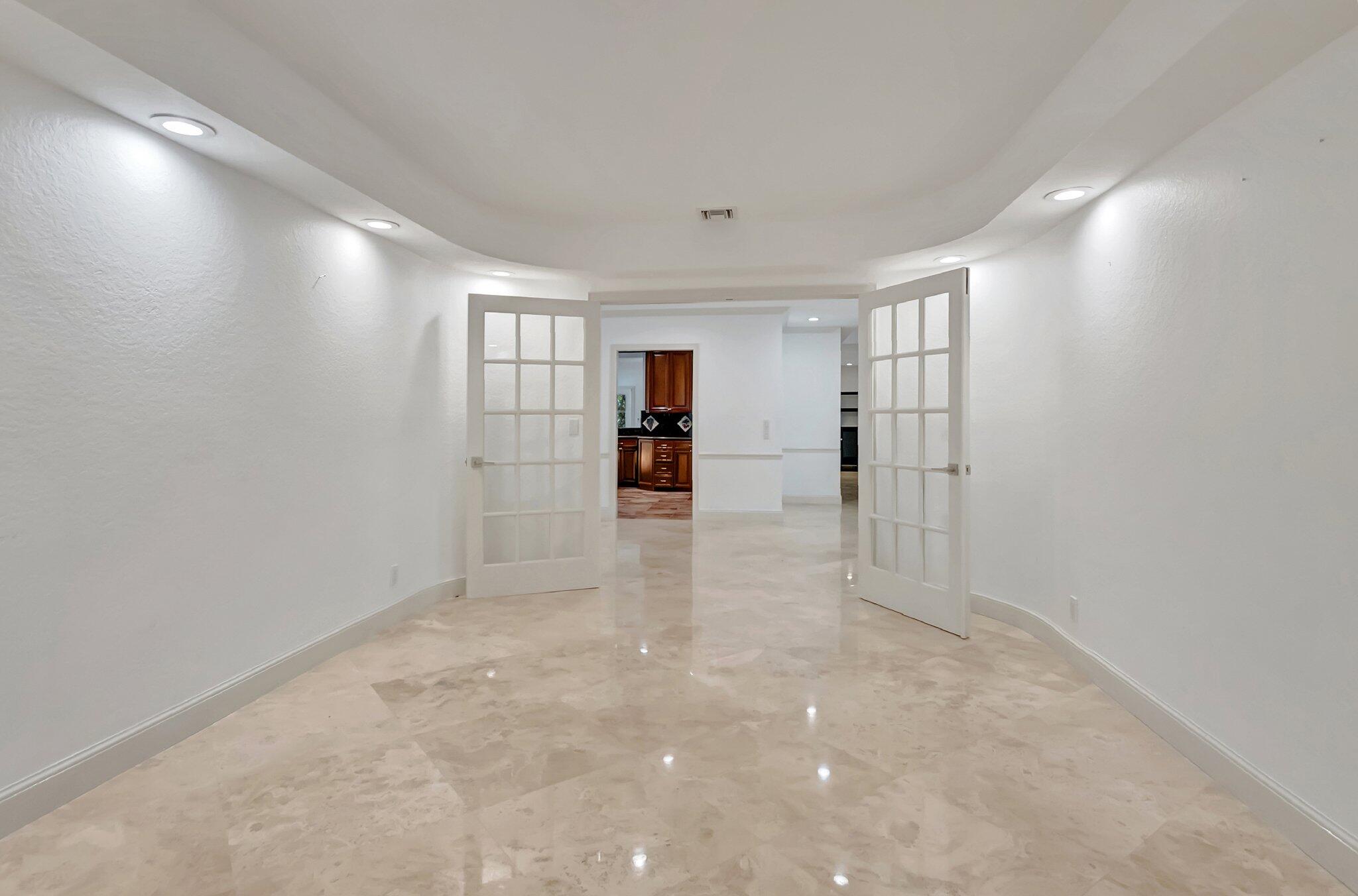 930 Parkside Circle North Boca Raton, FL 33486 - Photo 17 of 81 930 N Parkside Cir