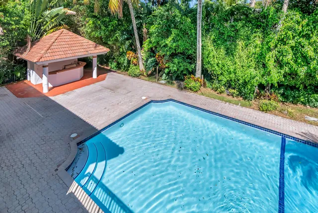 $2,100,000 | 930 Parkside Circle North, Boca Raton, FL 33486