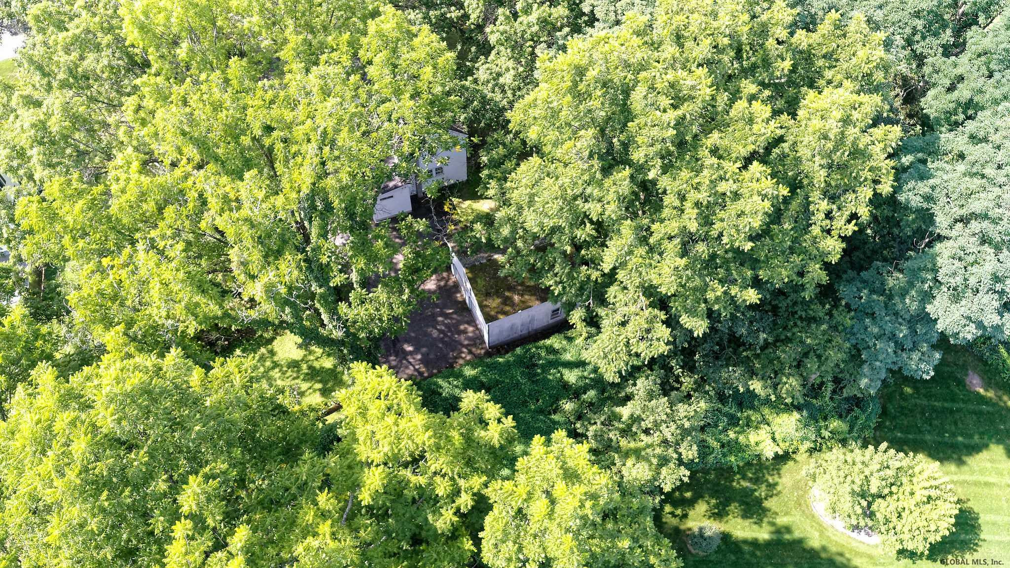 39 Altamont Road Voorheesville, NY 12186 - Photo 46 of 59 Photo 46