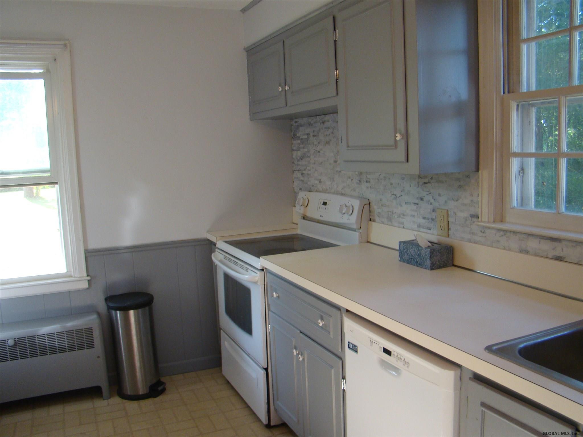 39 Altamont Road Voorheesville, NY 12186 - Photo 8 of 59 Photo 8