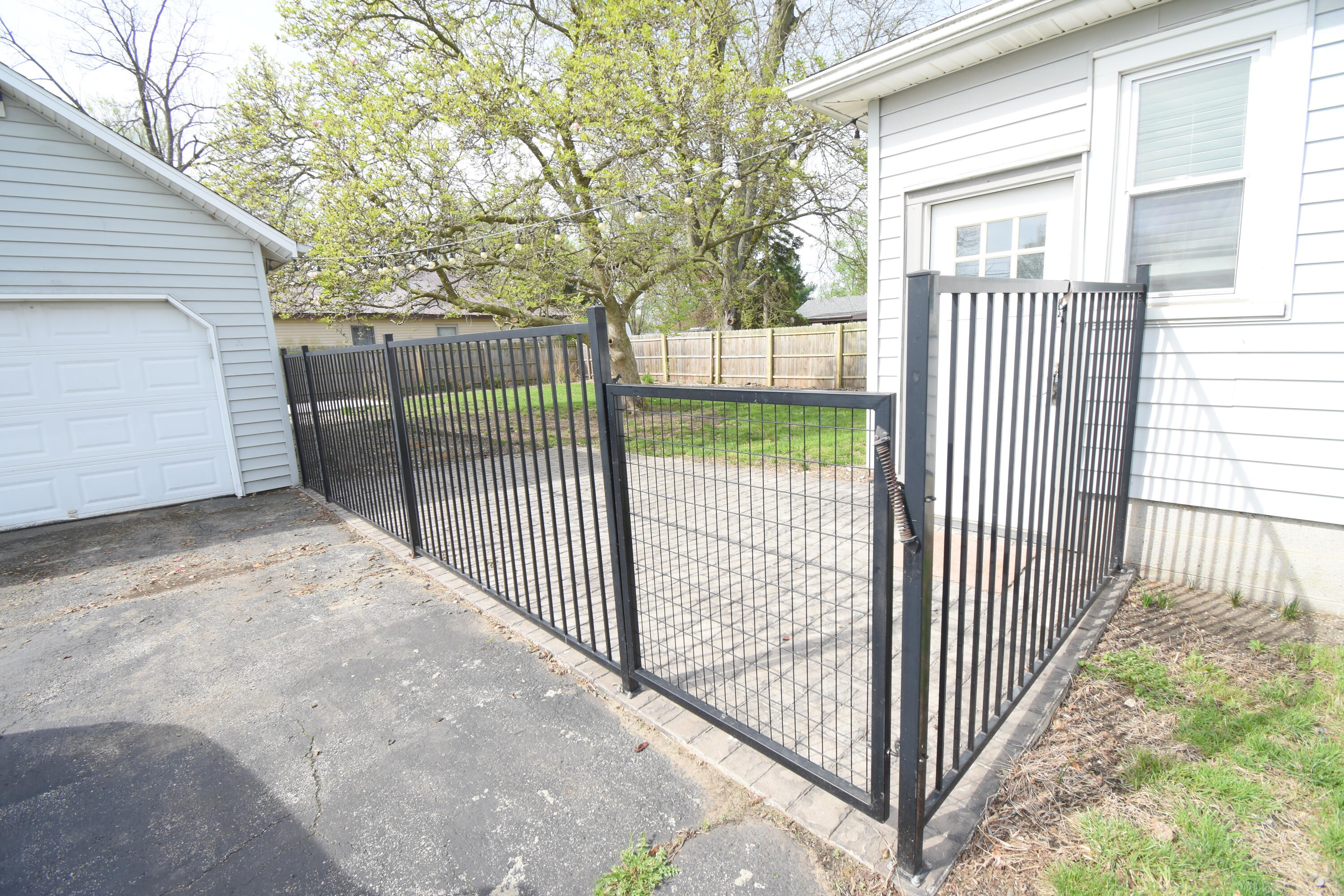 135 North Rachel Street Rensselaer, IN 47978 - Photo 4 of 58 3000x2000