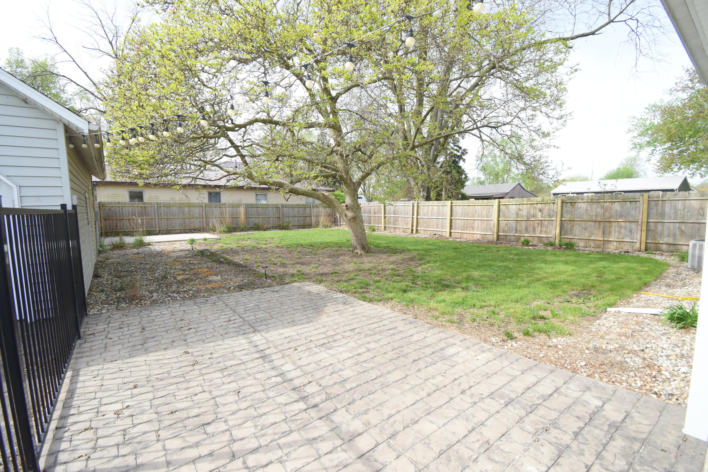 135 North Rachel Street Rensselaer, IN 47978 - Photo 5 of 58 3000x2000