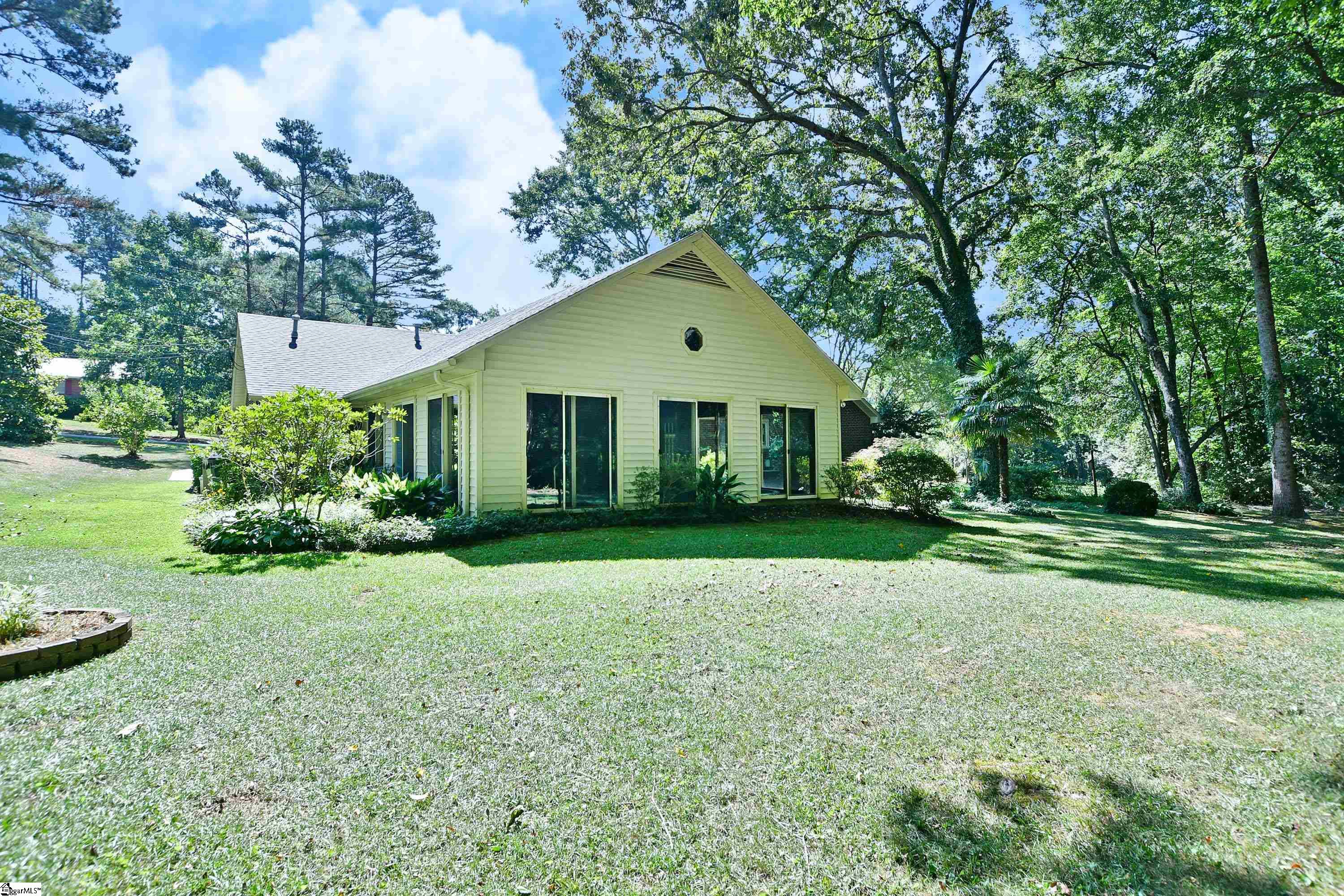 405 Ranch Circle Piedmont, SC 29673 - Photo 4 of 36 Gallery Image 4