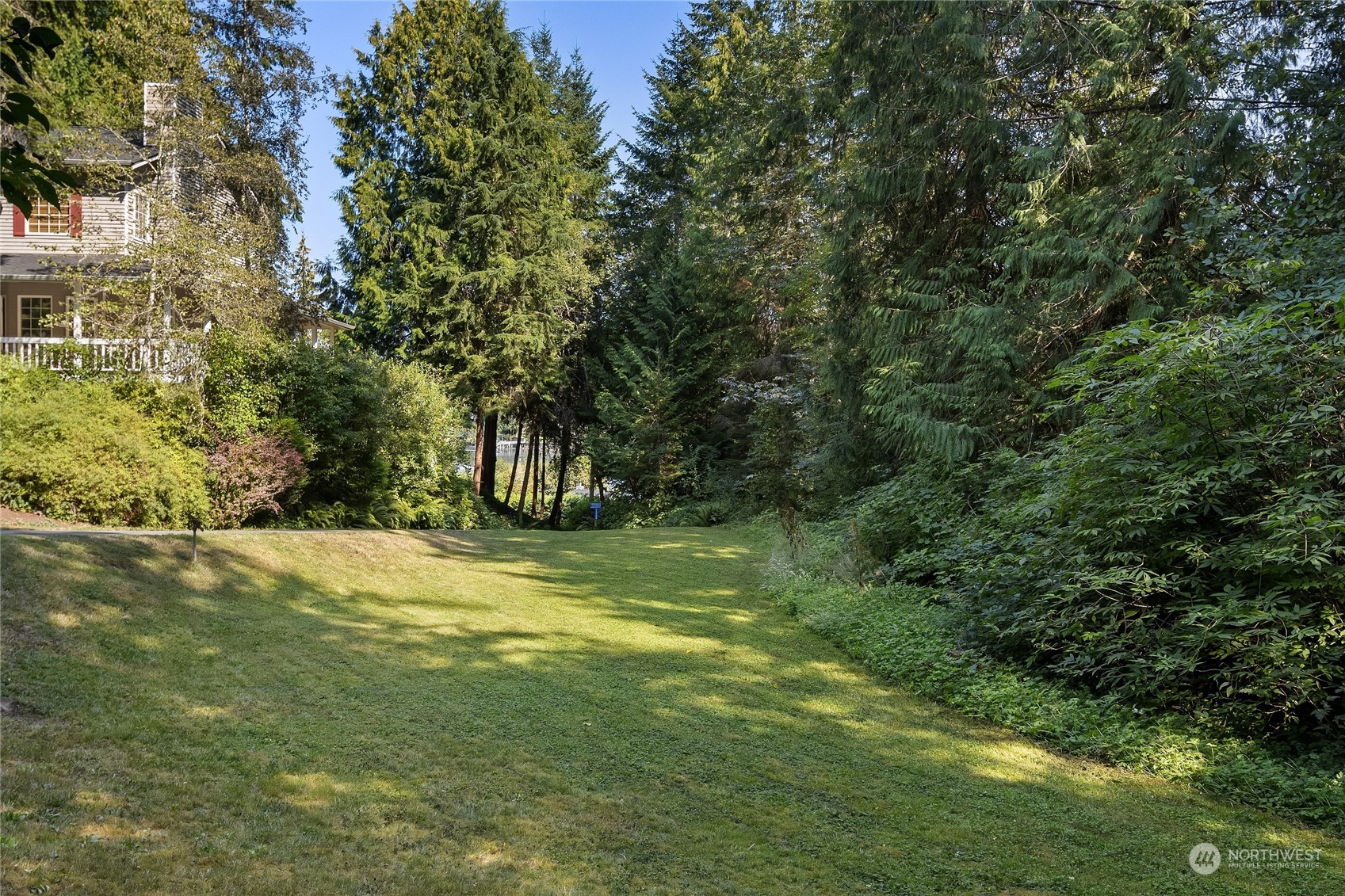 7380 Northeast Manual Road Bainbridge Island, WA 98110 - Photo 4 of 12 Gallery Image 4