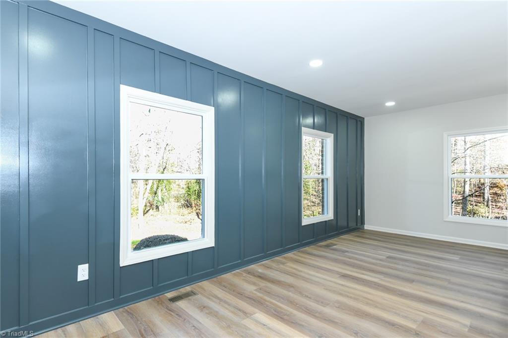 7449 Old Farm Road Thomasville, NC 27360 - Photo 11 of 44