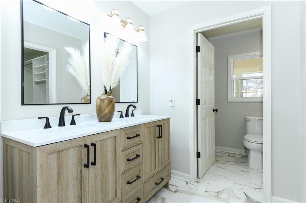 7449 Old Farm Road Thomasville, NC 27360 - Photo 16 of 44