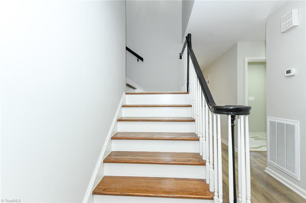 7449 Old Farm Road Thomasville, NC 27360 - Photo 24 of 44