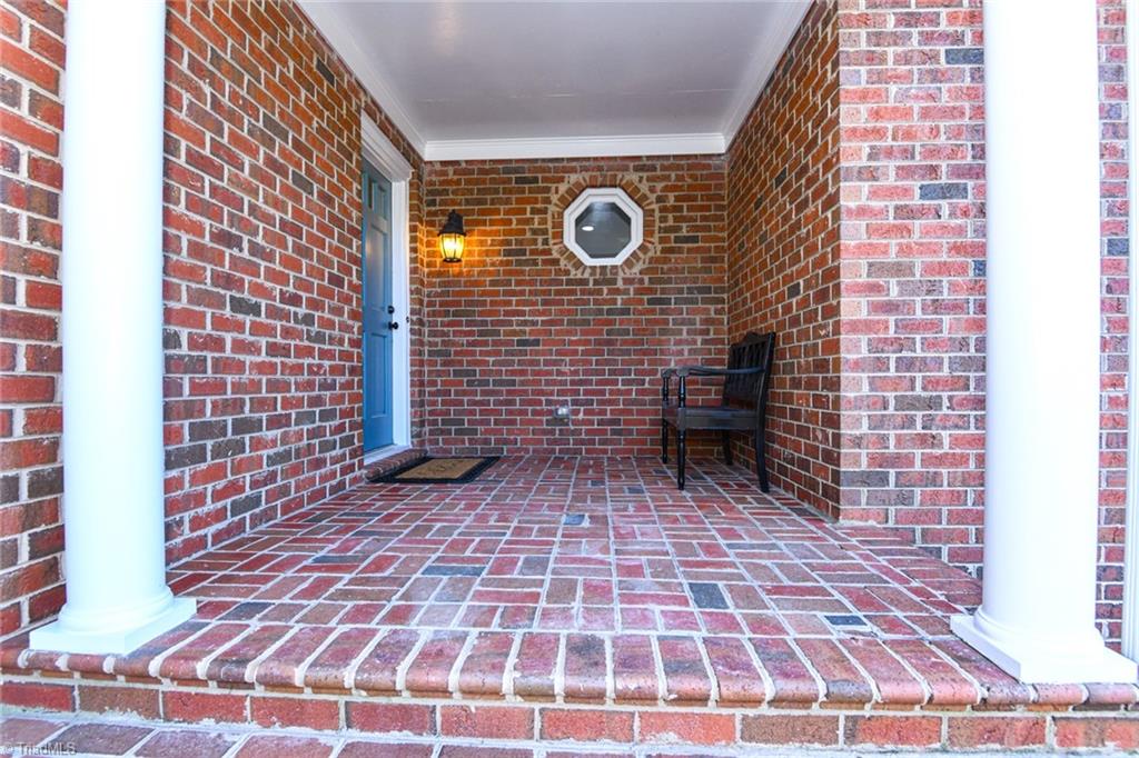 7449 Old Farm Road Thomasville, NC 27360 - Photo 3 of 44