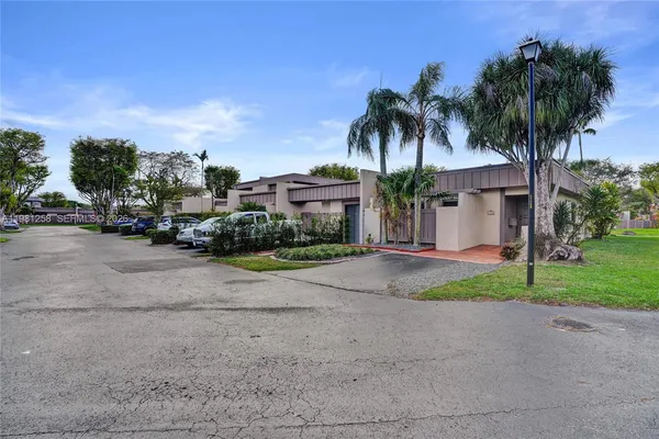 $3,300 | 7382 Southwest 105th Place, Miami, FL 33173