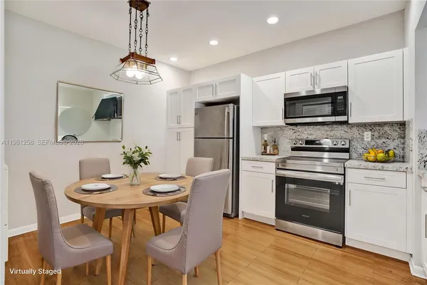 $3,300 | 7382 Southwest 105th Place, Miami, FL 33173