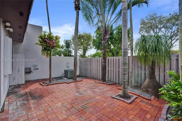 $3,300 | 7382 Southwest 105th Place, Miami, FL 33173