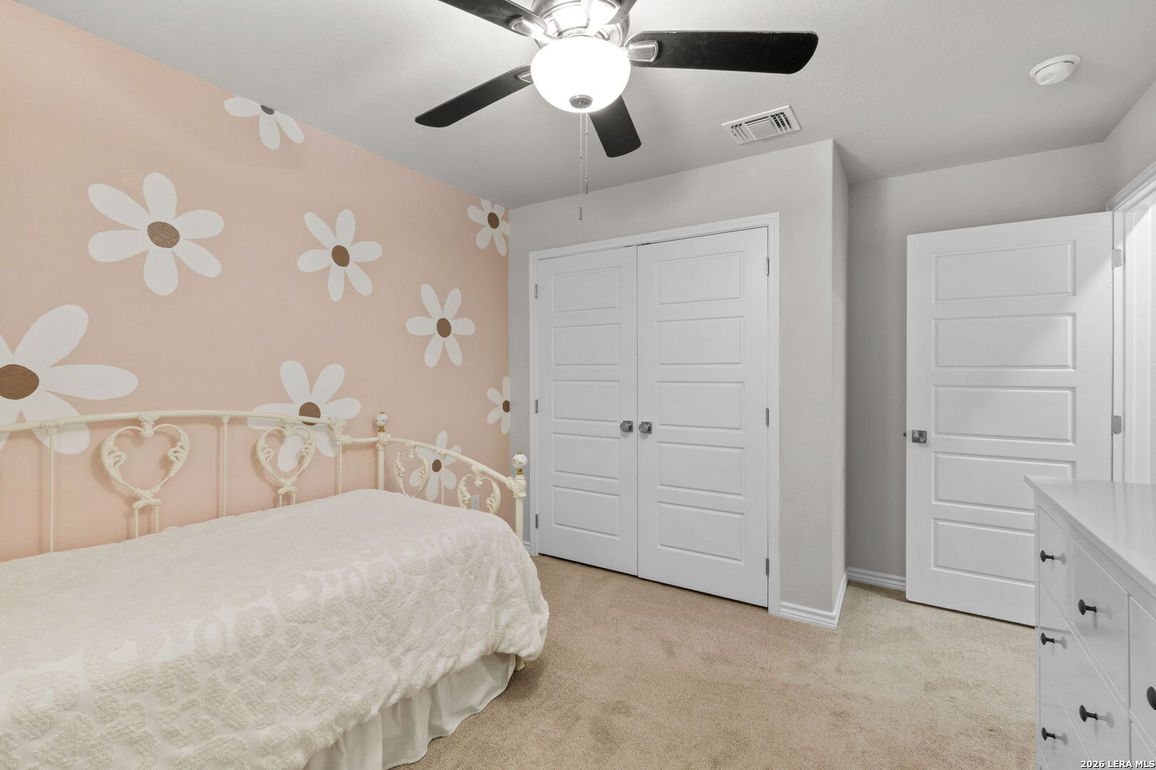 157 Sycamore Helotes, TX 78023 - Photo 13 of 26