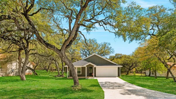 $424,500 | 157 Sycamore, Helotes, TX 78023