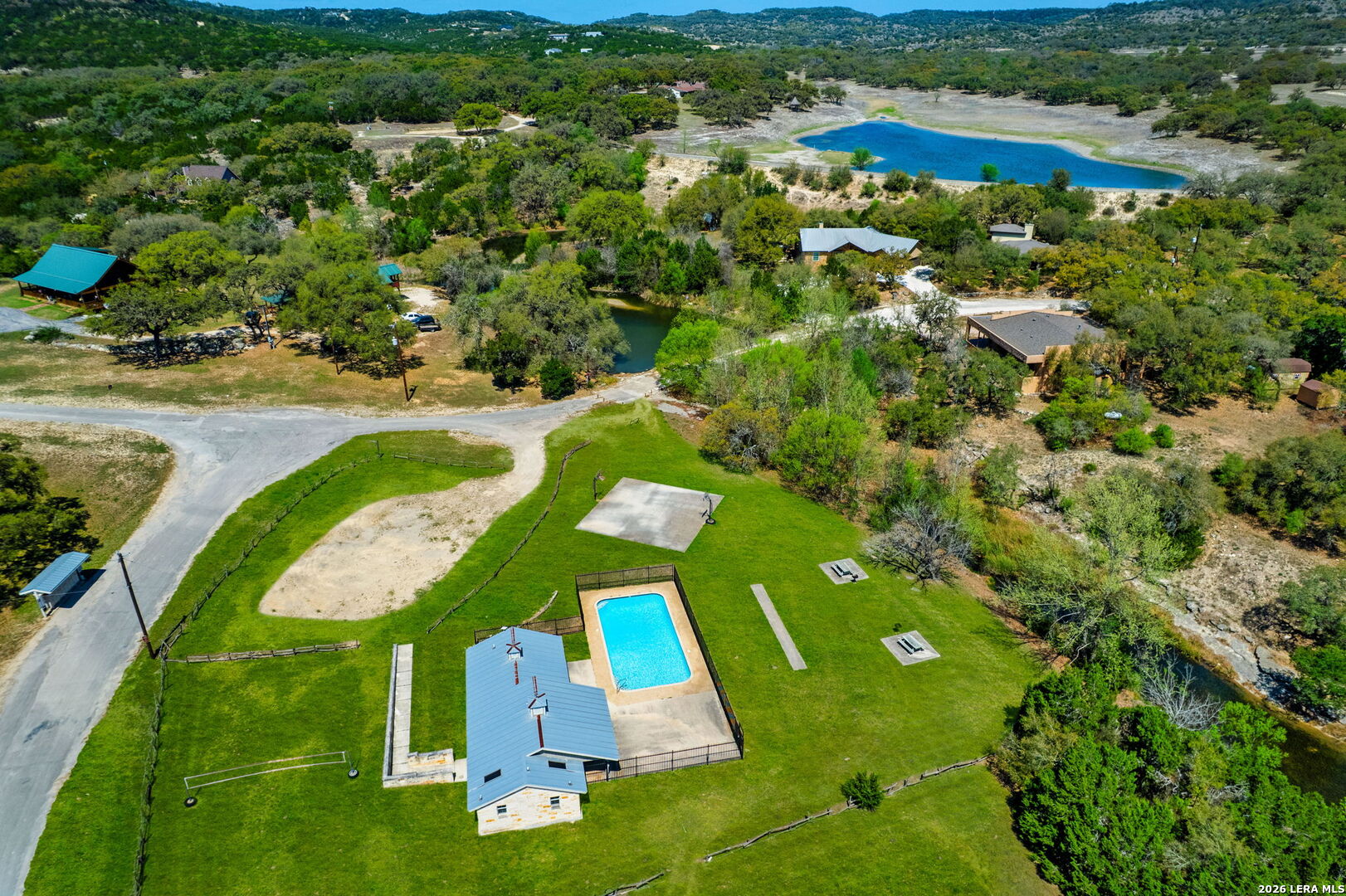 157 Sycamore Helotes, TX 78023 - Photo 22 of 26