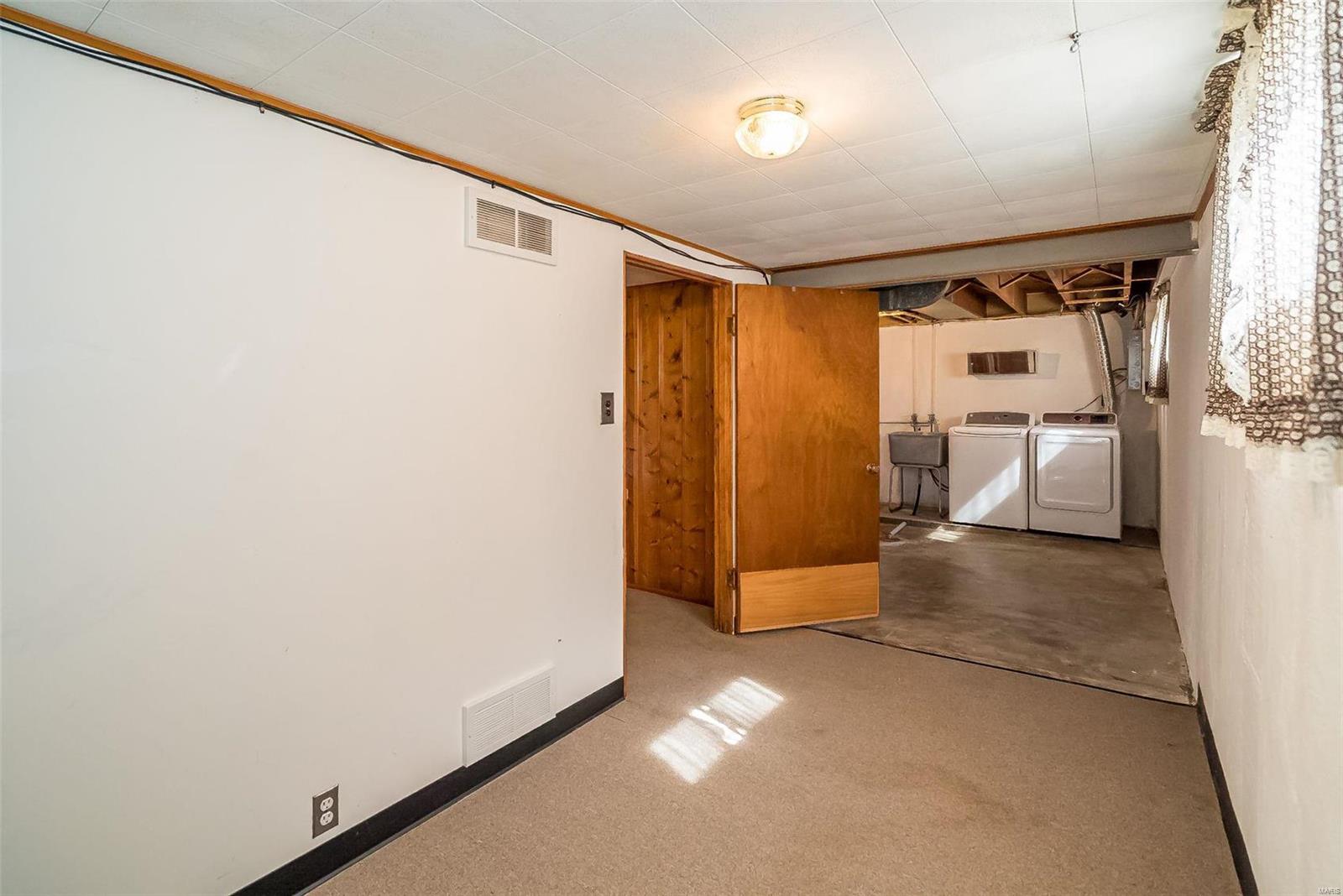 1636 Union Road St. Louis, MO 63125 - Photo 33 of 38 Gallery Image 33