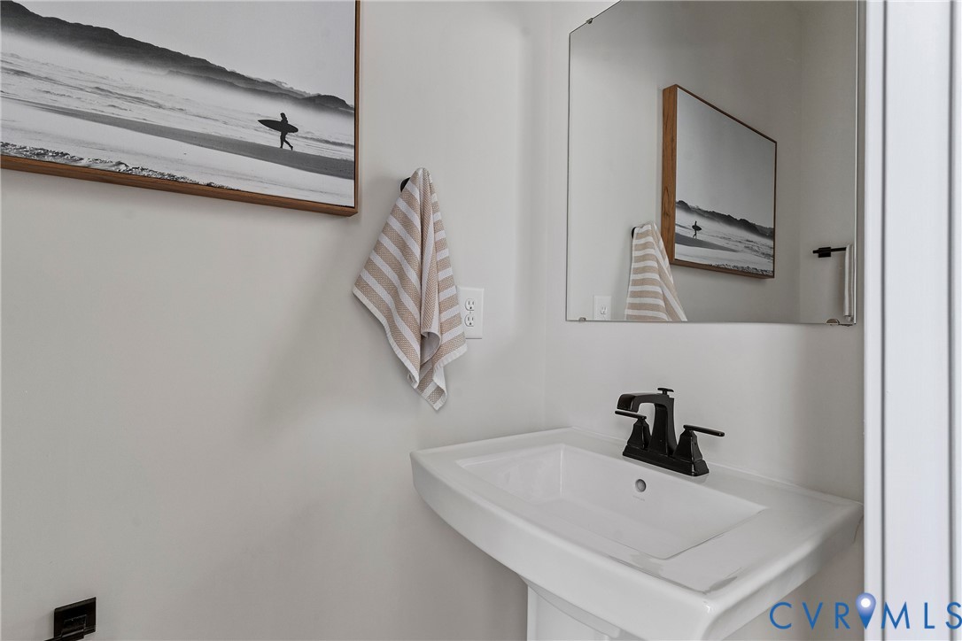 1303 Ewing Pk Loop Midlothian, VA 23113 - Photo 30 of 51