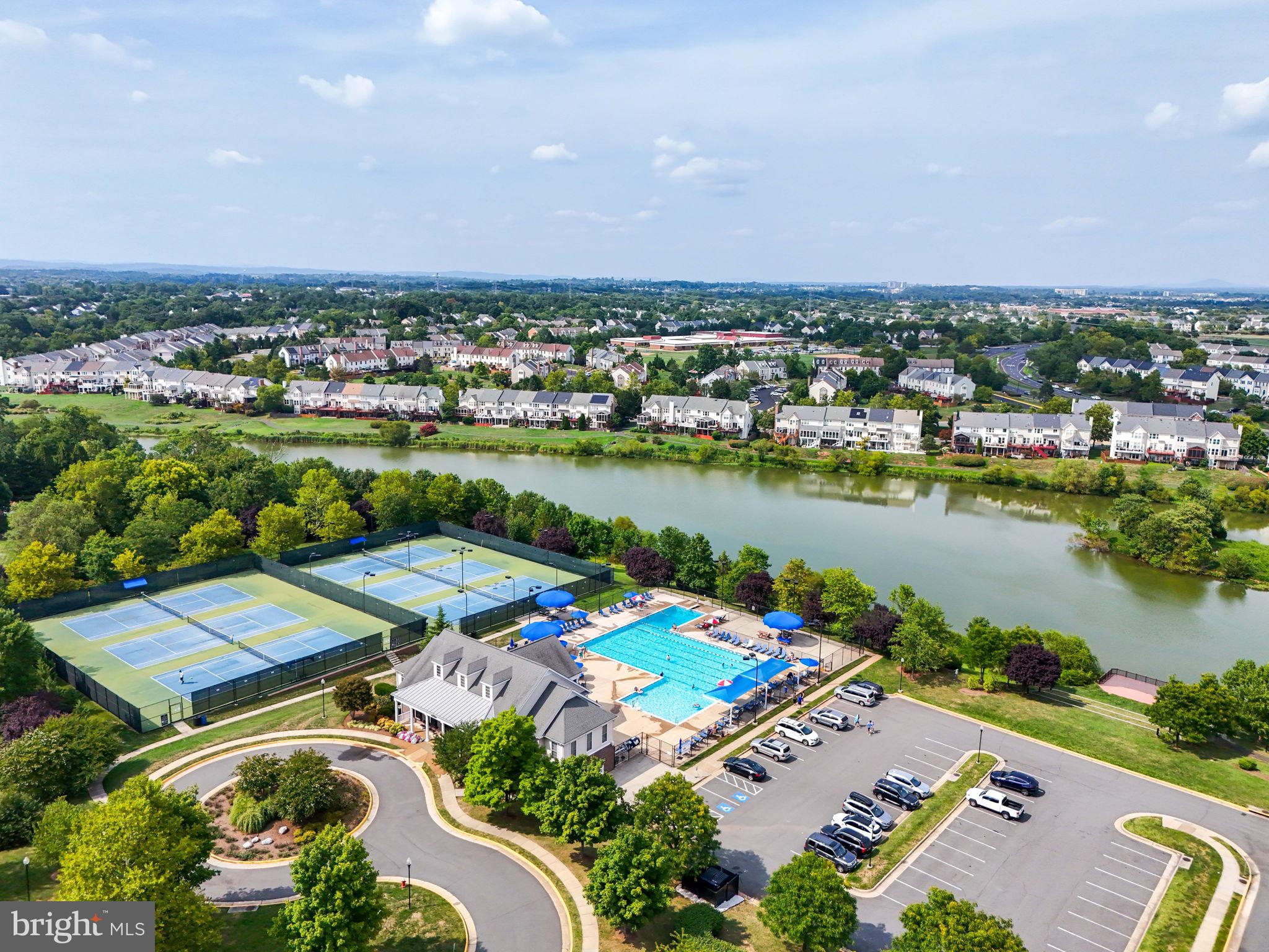 44032 Rising Sun Terrace Ashburn, VA 20147 - Photo 3 of 44 Tons of amenities