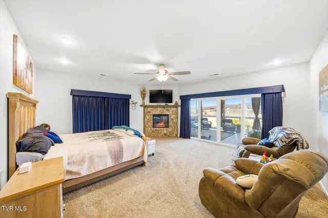 $1,390,000 | 1964 Harbor Hills Drive, Dandridge, TN 37725