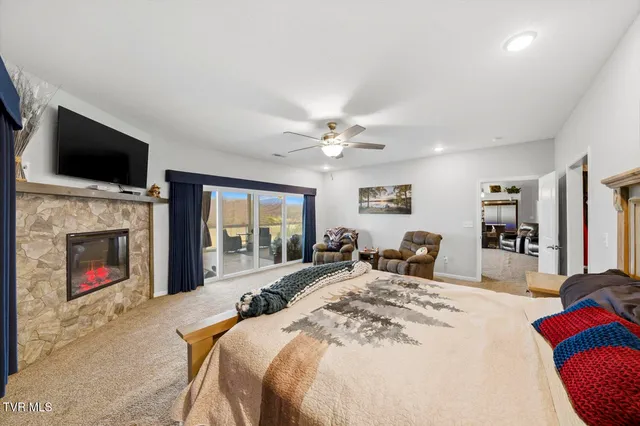 $1,390,000 | 1964 Harbor Hills Drive, Dandridge, TN 37725