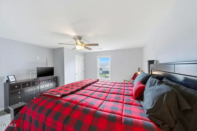 $1,390,000 | 1964 Harbor Hills Drive, Dandridge, TN 37725