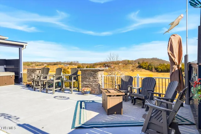 $1,390,000 | 1964 Harbor Hills Drive, Dandridge, TN 37725
