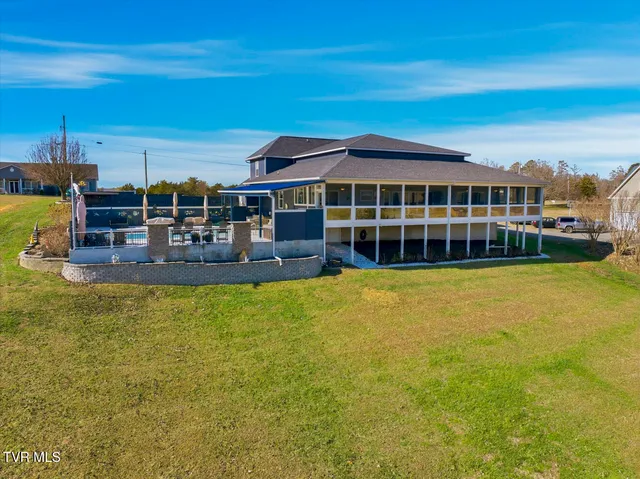 $1,390,000 | 1964 Harbor Hills Drive, Dandridge, TN 37725