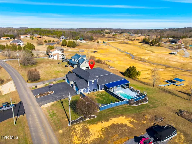 $1,390,000 | 1964 Harbor Hills Drive, Dandridge, TN 37725