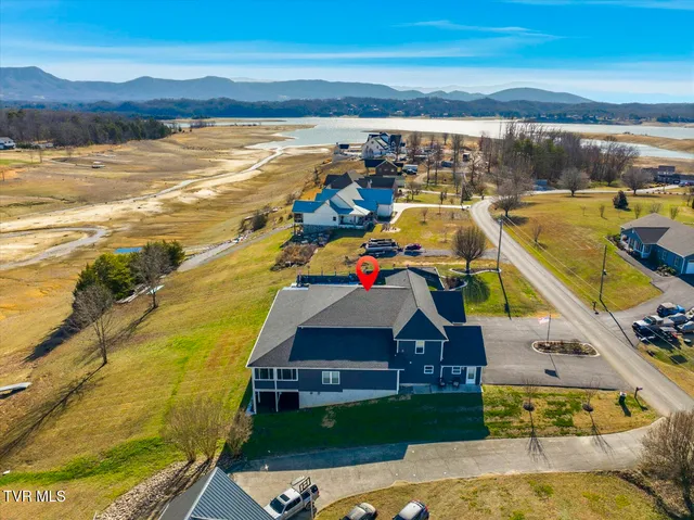 $1,390,000 | 1964 Harbor Hills Drive, Dandridge, TN 37725