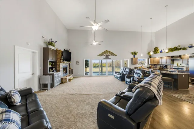 $1,390,000 | 1964 Harbor Hills Drive, Dandridge, TN 37725