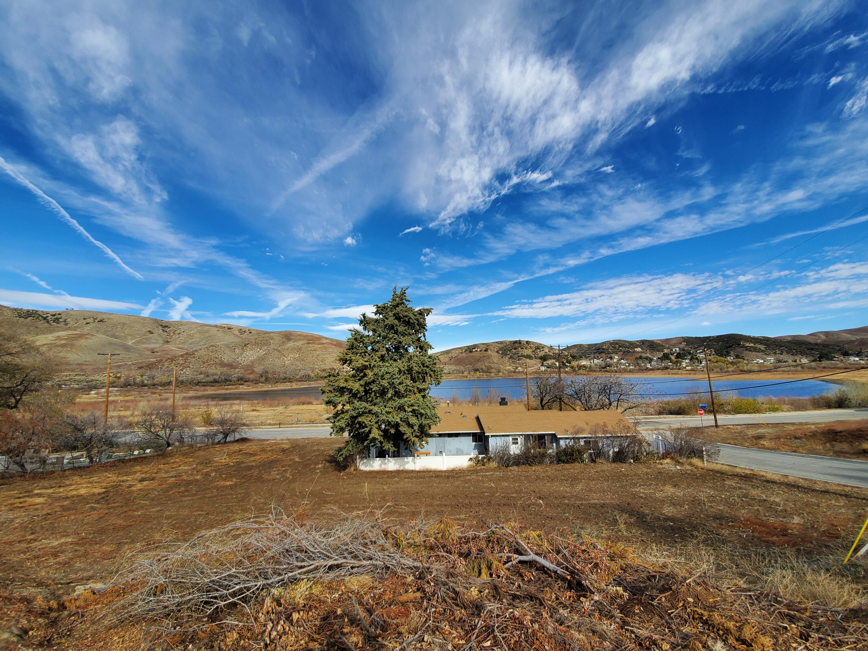 Chippewa Drive Lake Hughes, CA 93532 - Photo 15 of 31 a view of an ocean and beach