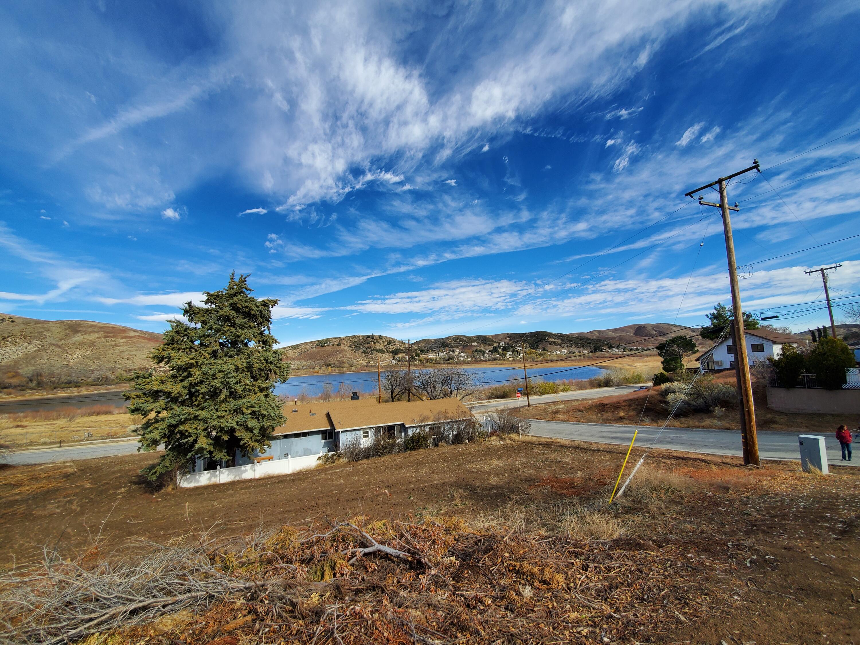 Chippewa Drive Lake Hughes, CA 93532 - Photo 17 of 31 a view of a road with an ocean view