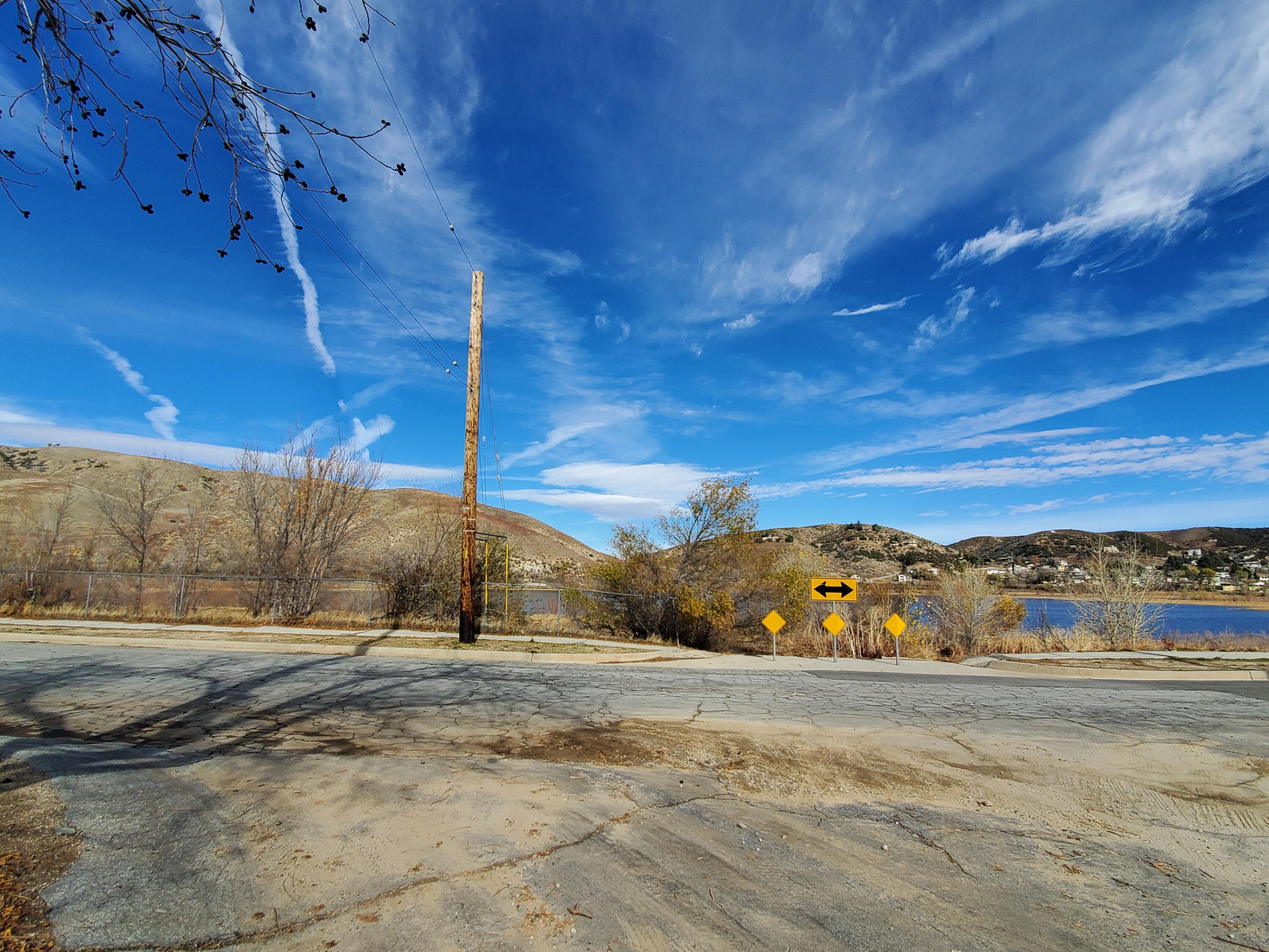 Chippewa Drive Lake Hughes, CA 93532 - Photo 6 of 31 a view of a road with an ocean view