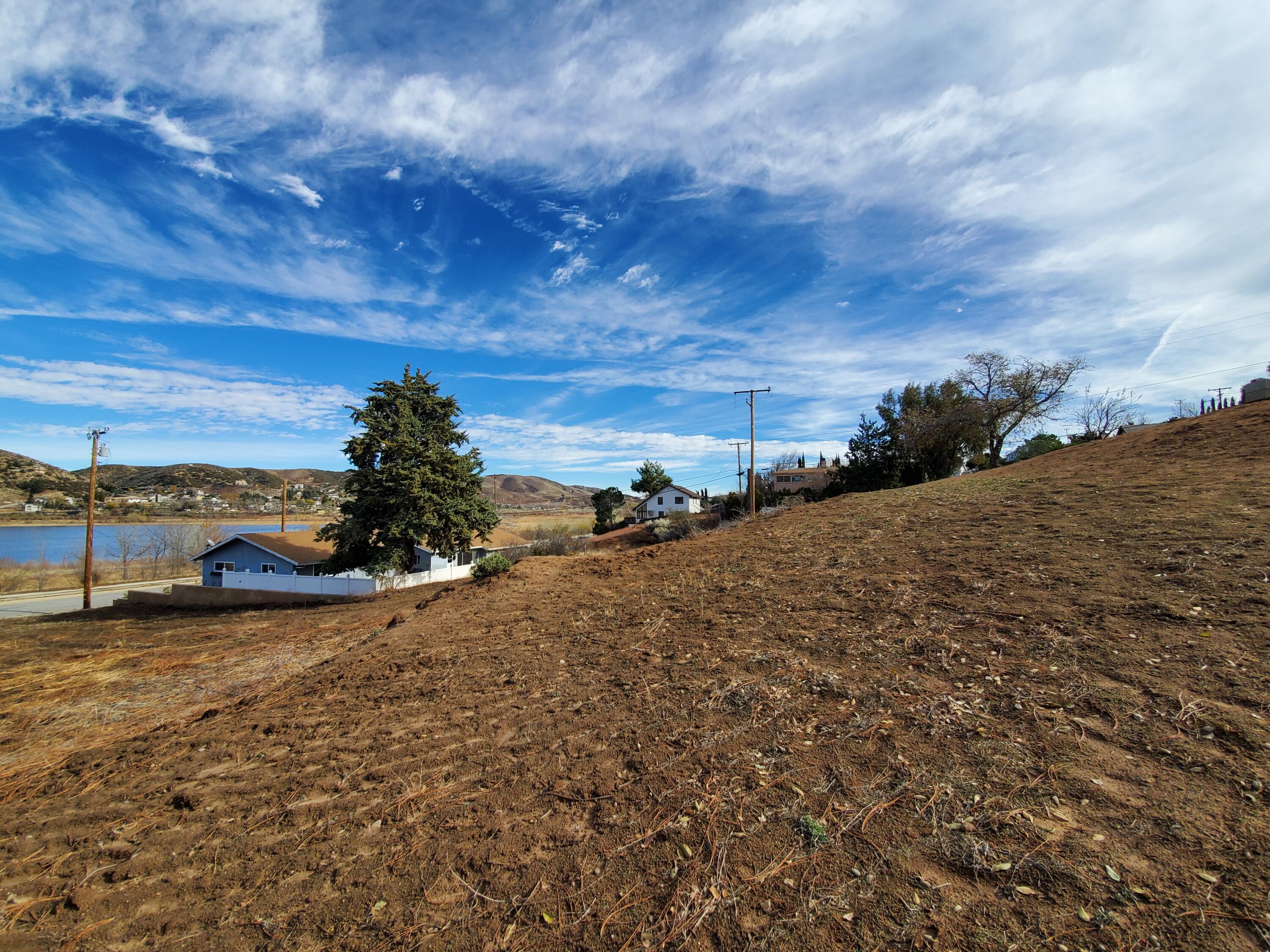 Chippewa Drive Lake Hughes, CA 93532 - Photo 10 of 31 a view of a ocean view