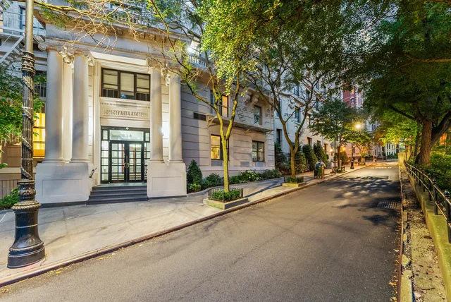 a view of roof deck with patio