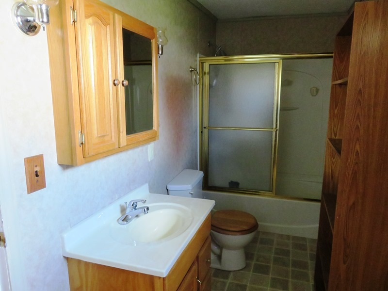 128 South 9th Street Decatur, IN 46733 - Photo 22 of 28