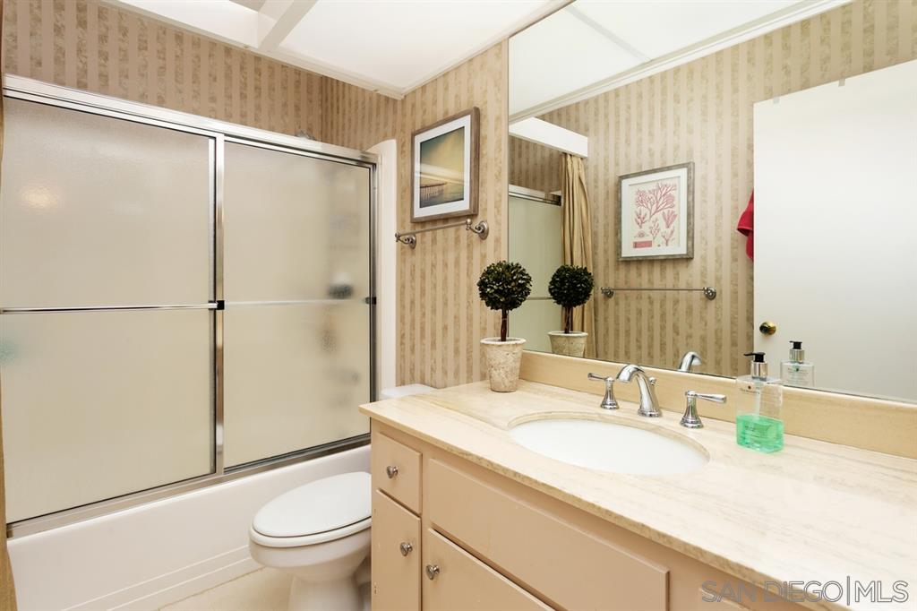 11942 Rancho Bernardo Road, Unit P San Diego, CA 92128 - Photo 17 of 25 Gallery Image 17