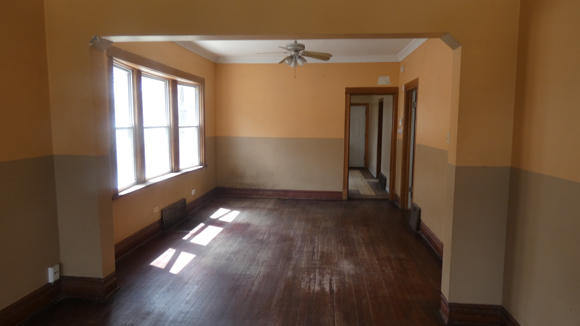 Undisclosed Address Chicago, IL 60628 - Photo 4 of 20 a view of gallery with wooden floor