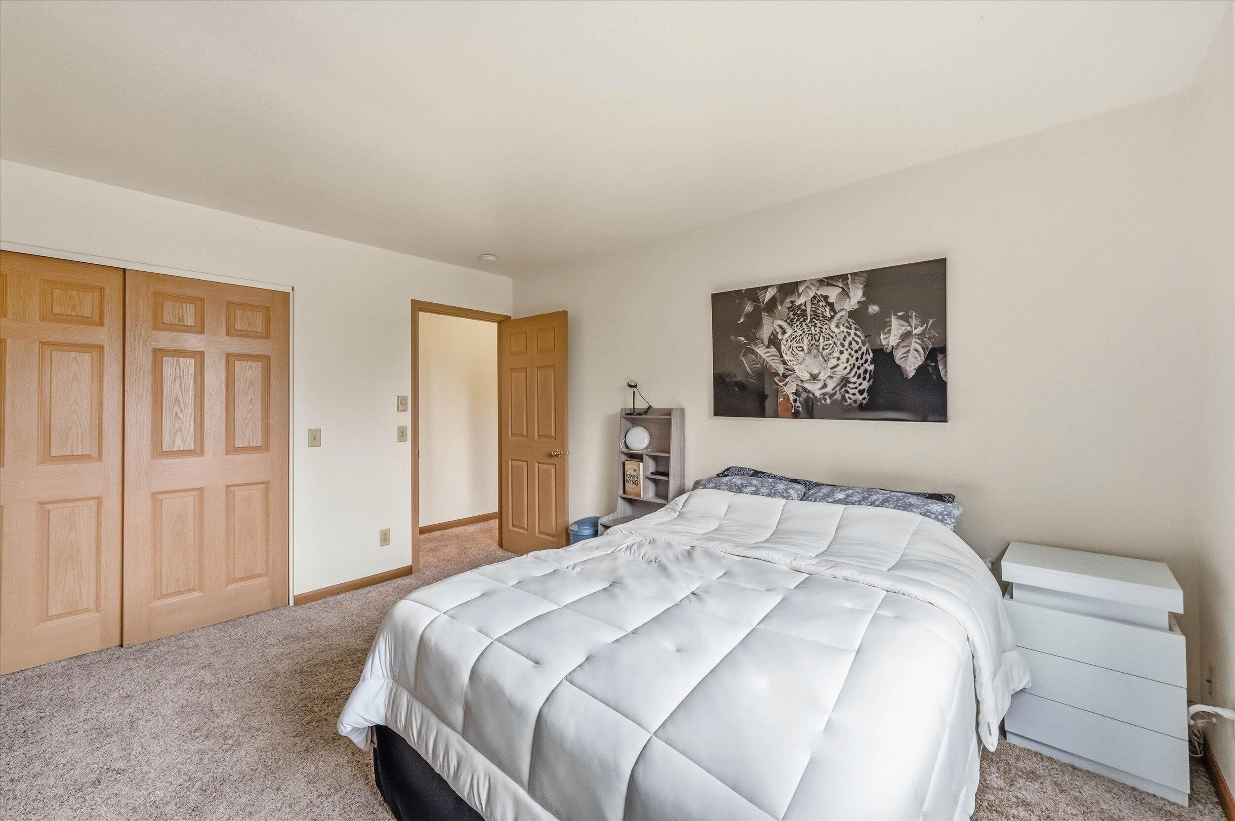 1406 Creek Road, Unit 7 West Bend, WI 53090 - Photo 13 of 25 13-Primary Bedroom